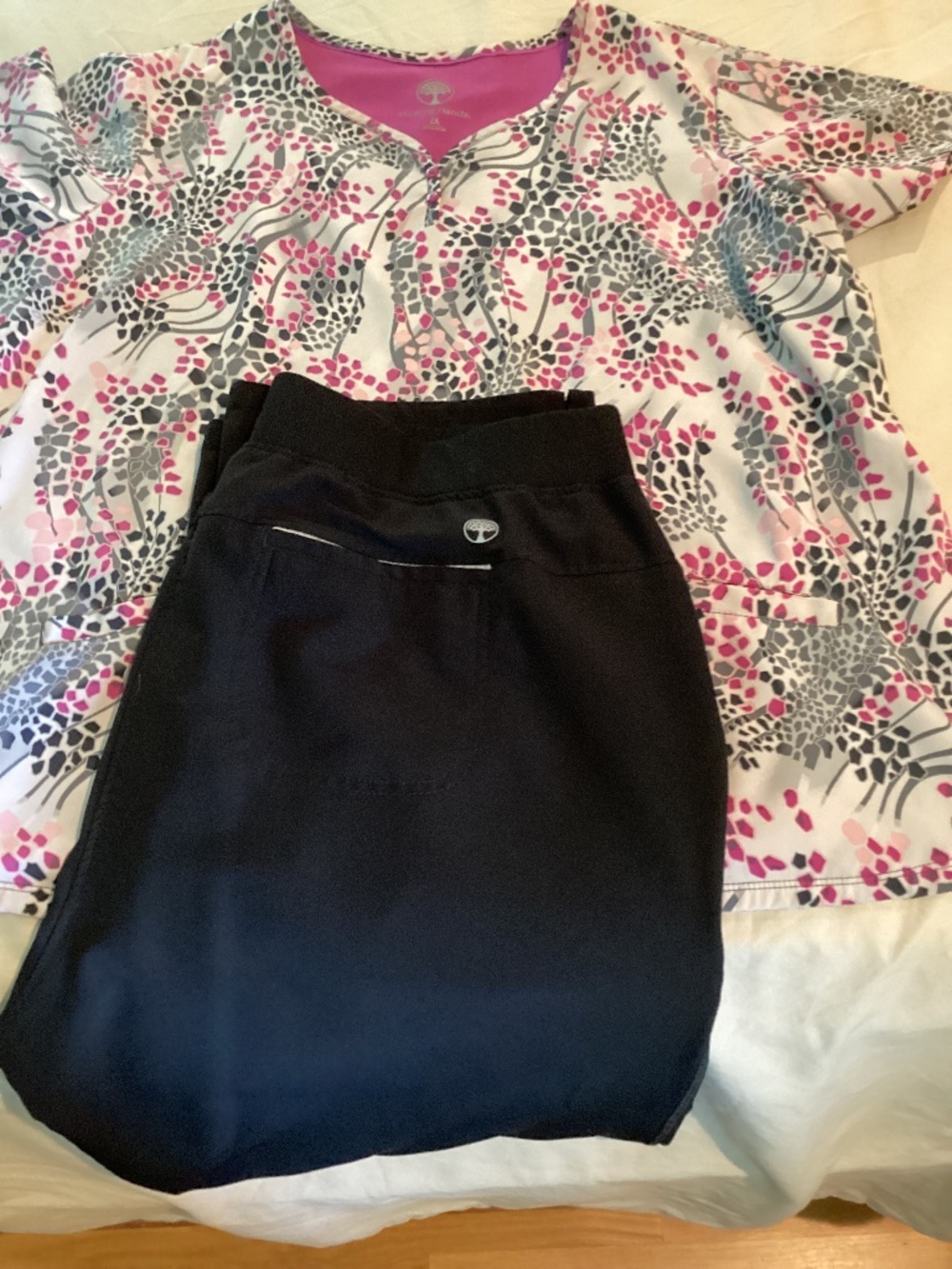 Uniform set